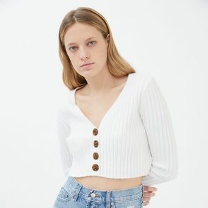 🌟2/14$🌟UO Rose Ribbed Cardigan